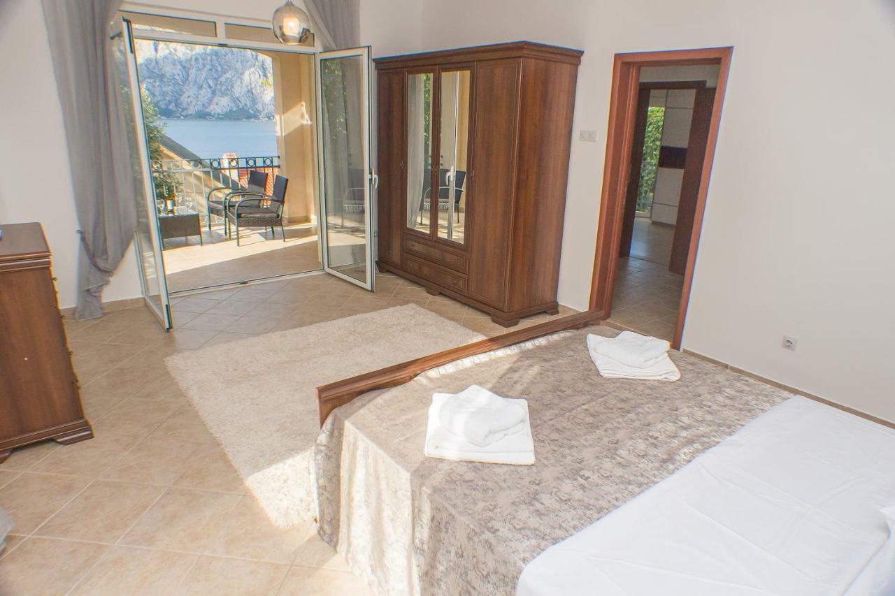 Villa Svetlana Prčanj エクステリア 写真